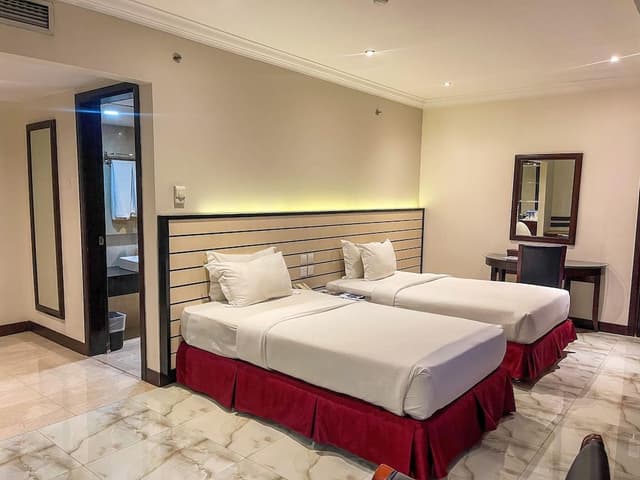 Deluxe Twin, 2 Single Beds