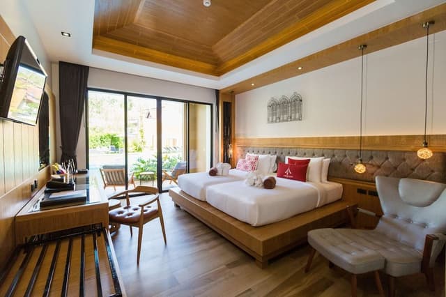 Aurico Deluxe Pool Access