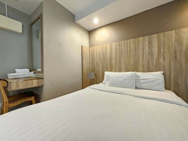 Suite for 4
