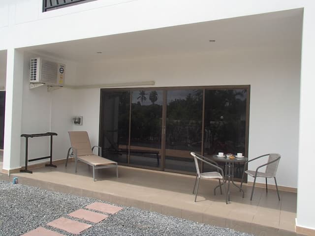 Executive Studio