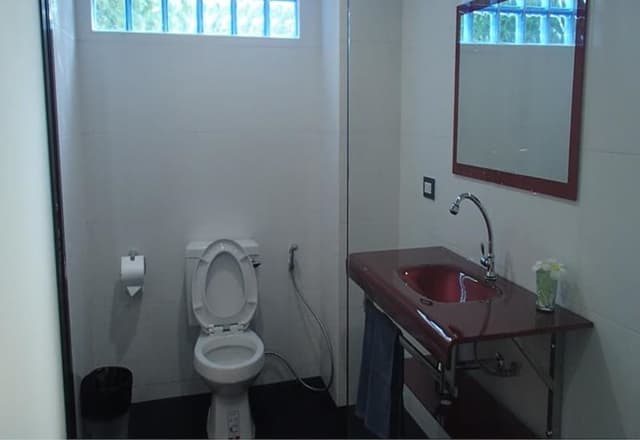 Executive Studio