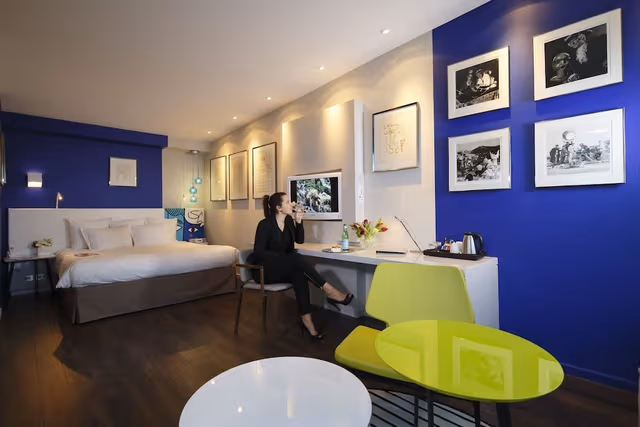 Junior Suite, 1 King Bed, Balcony, Sea View