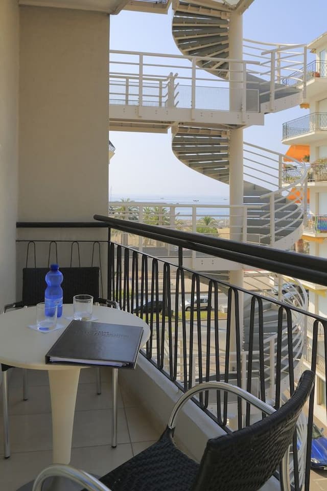 Double Room, Balcony, Garden View
