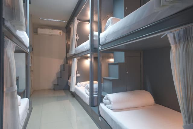 Female Only Room