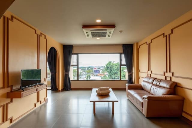 Family Suite Town View