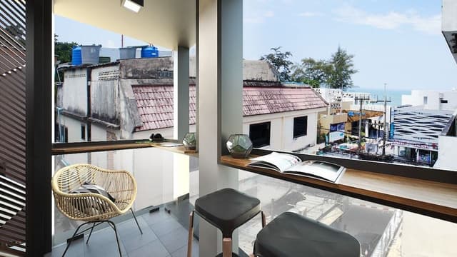 20-Bed Mixed Dormitory