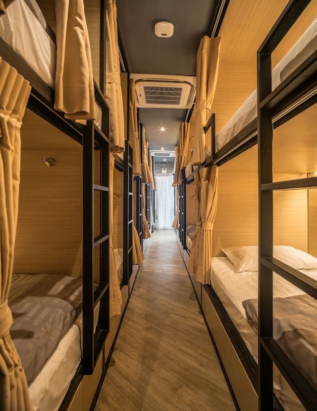 20-Bed Mixed Economy Dormitory