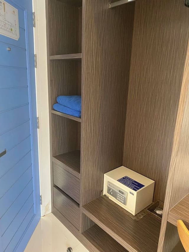 Standard King Size Bed
