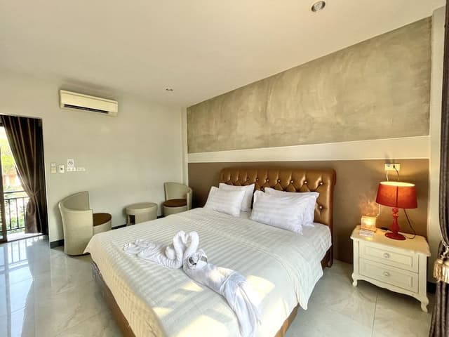 Deluxe Room, 1 King Bed, Non Smoking