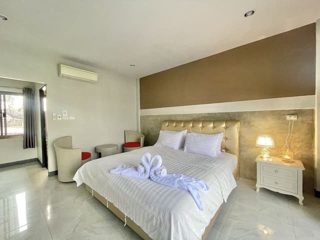 Deluxe Room, 1 King Bed, Non Smoking