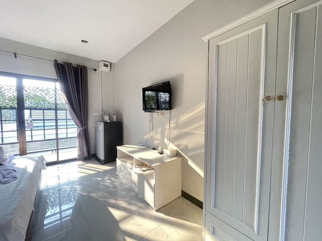 Deluxe Room, 1 King Bed, Non Smoking
