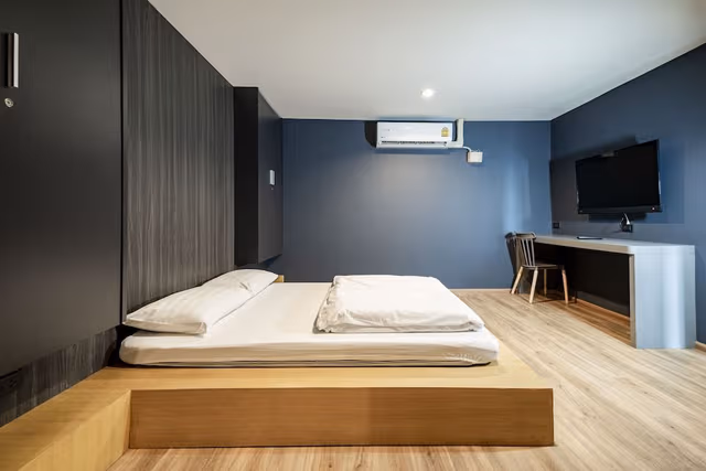 Deluxe Room With Bathroom