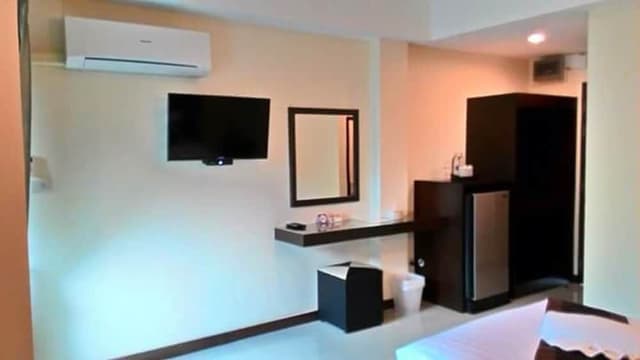 Double Room, 1 King Bed