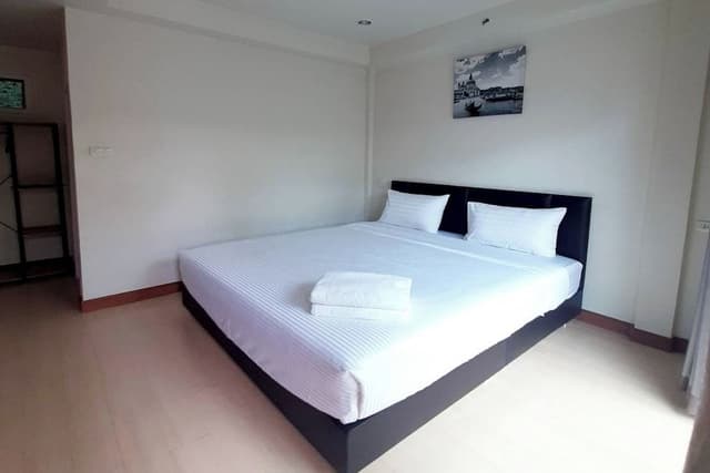 Double Room, Pool Access