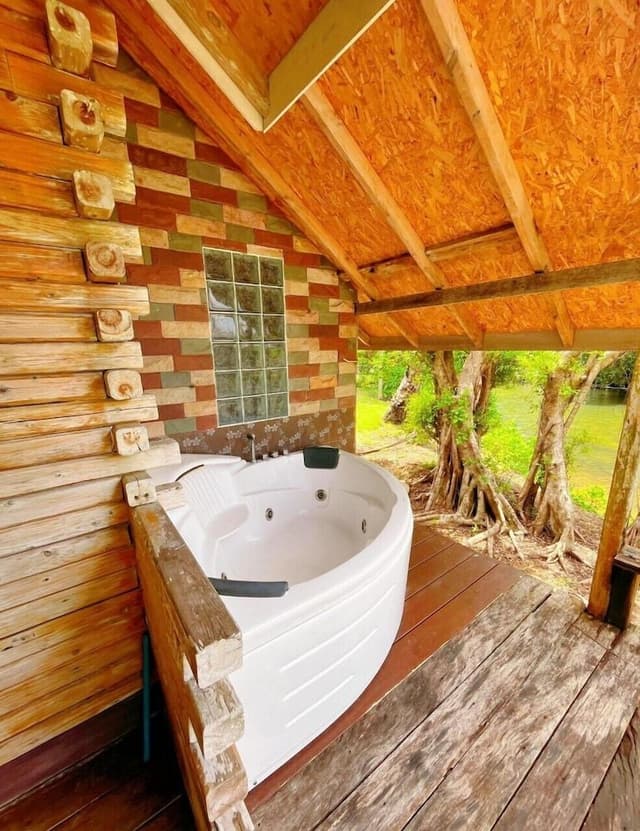 Bungalow sea view with bathtub