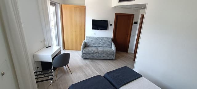 Family Room, 2 Bedrooms