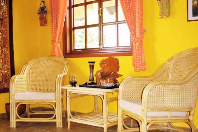 Bungalow (Fan Room)