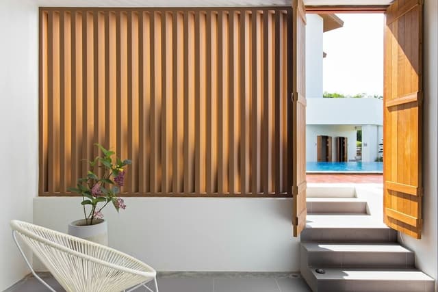 Superior Twin Room with Pool Access