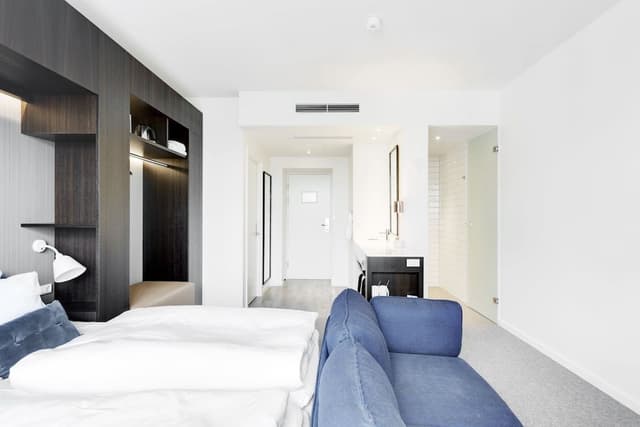 Business Double Room (SPA-access not included)