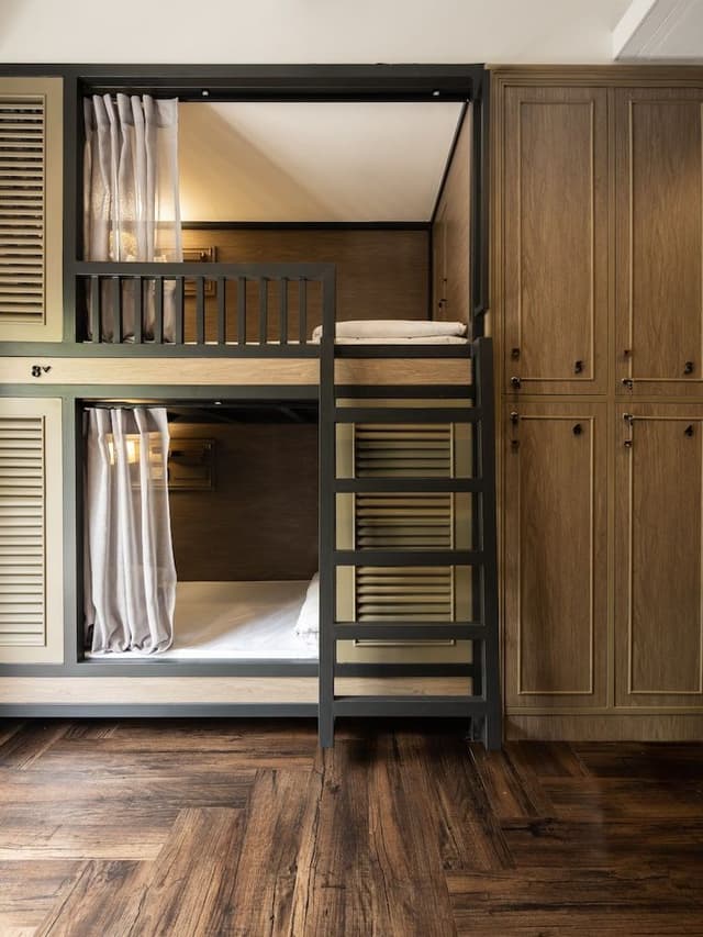 10-Bed Mixed Dormitory