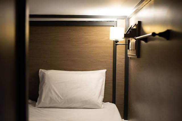 Private Room with Shared Bathroom