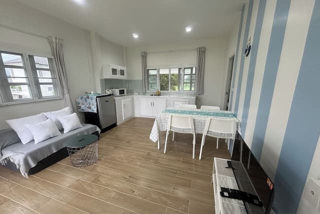 House, 2 Bedrooms