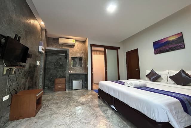 2 Bedroom with Balcony