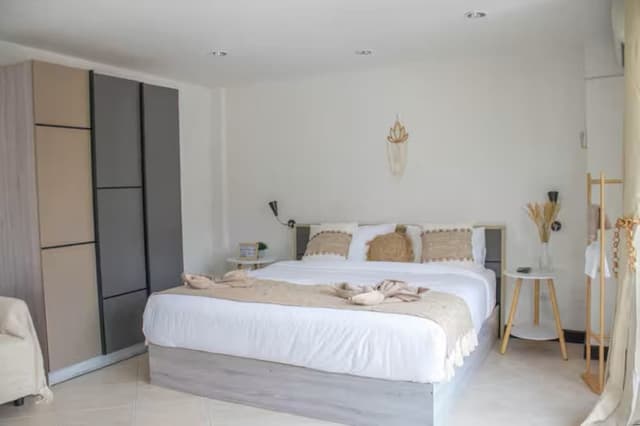 Deluxe Double Room with Bath