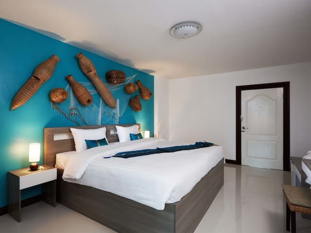 Deluxe Room, 1 King Bed