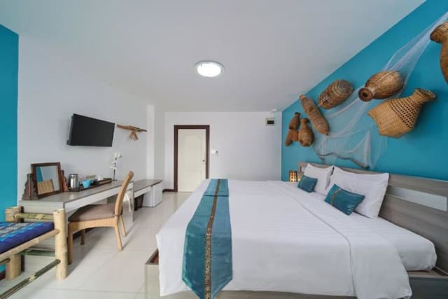 Deluxe Room, 1 King Bed