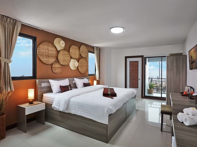 Deluxe Room, 1 King Bed