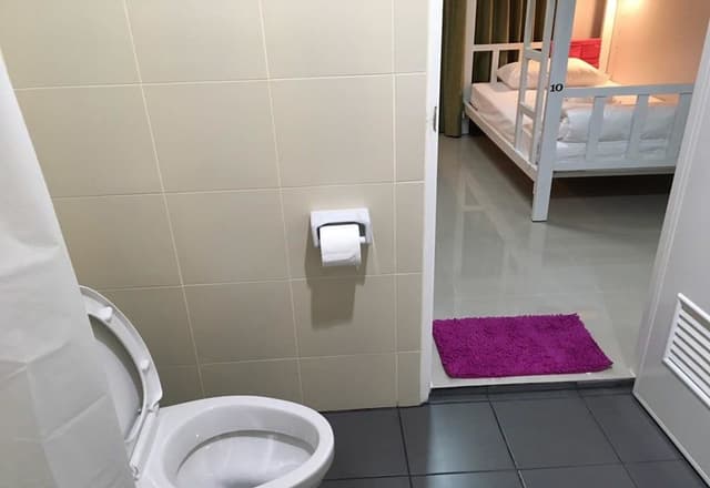 4-Mixed Shared Dormitory