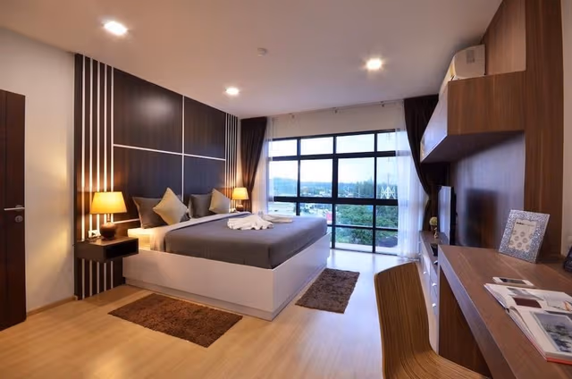 Junior Studio Suite