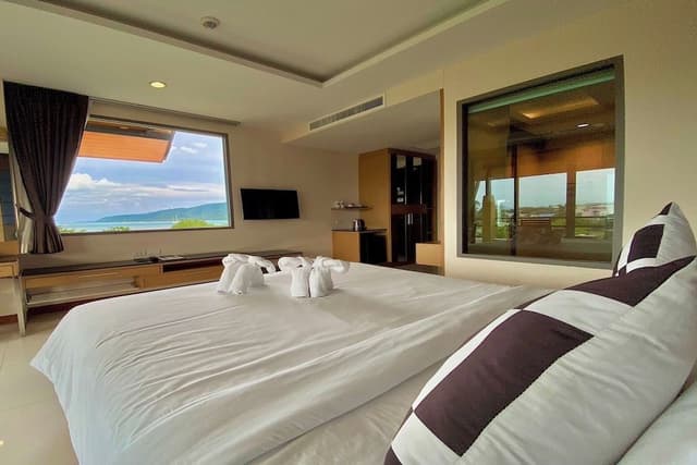 Deluxe Sea View