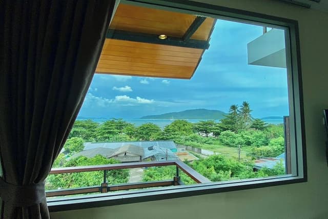 Deluxe Sea View