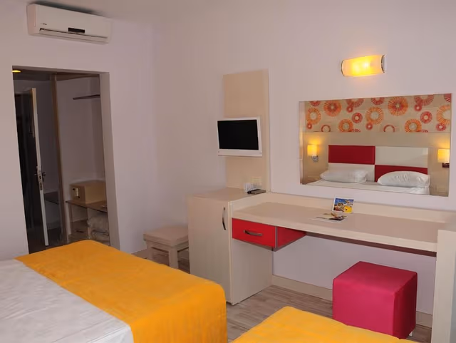 Comfort Quadruple Room