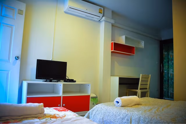 Standard Twin Room