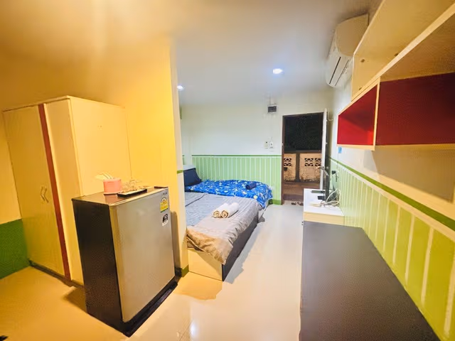 Triple Room