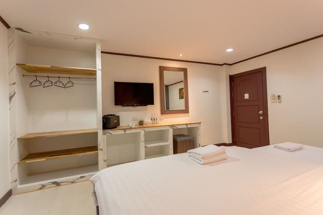 Triple Room, Non Smoking, Refrigerator