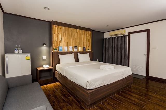 Room, 1 Bedroom, Smoking, Balcony