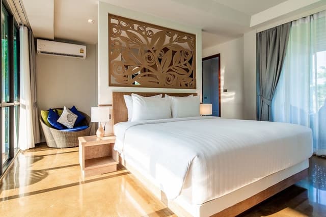 One Bedroom Suite