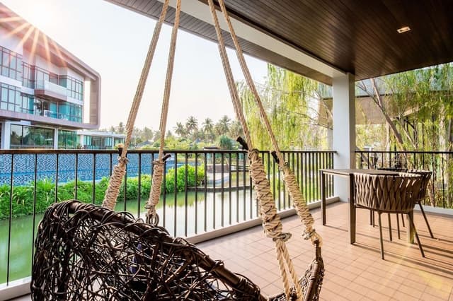 One Bedroom Suite