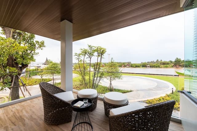 One Bedroom Suite