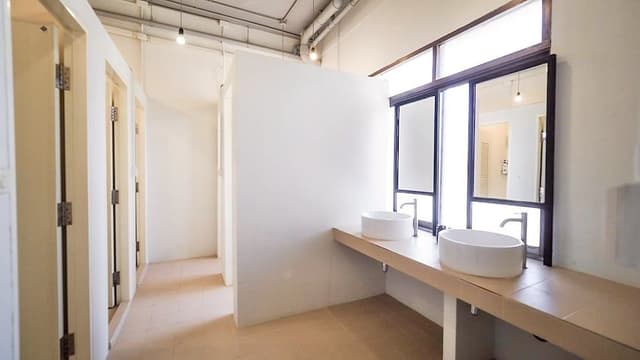 Shared Dormitory, Mixed Dorm