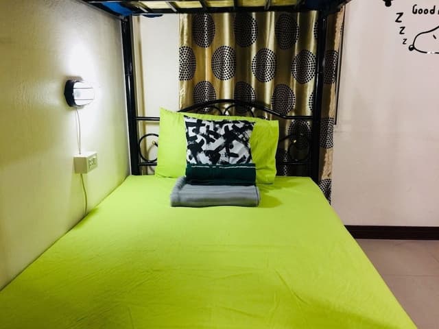 Bed in 10-Bed Mixed Dormitory Room