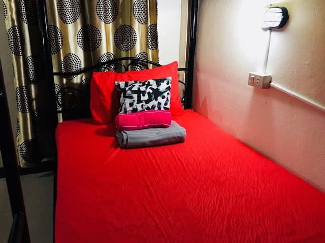 Bed in 10-Bed Mixed Dormitory Room