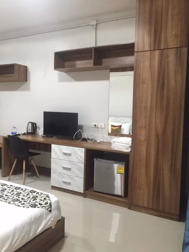 Suite, 1 King Bed with Sofa bed