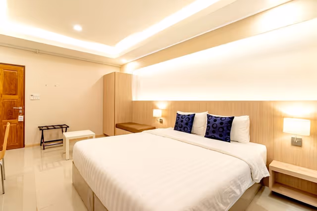 Suite, 1 King Bed with Sofa bed