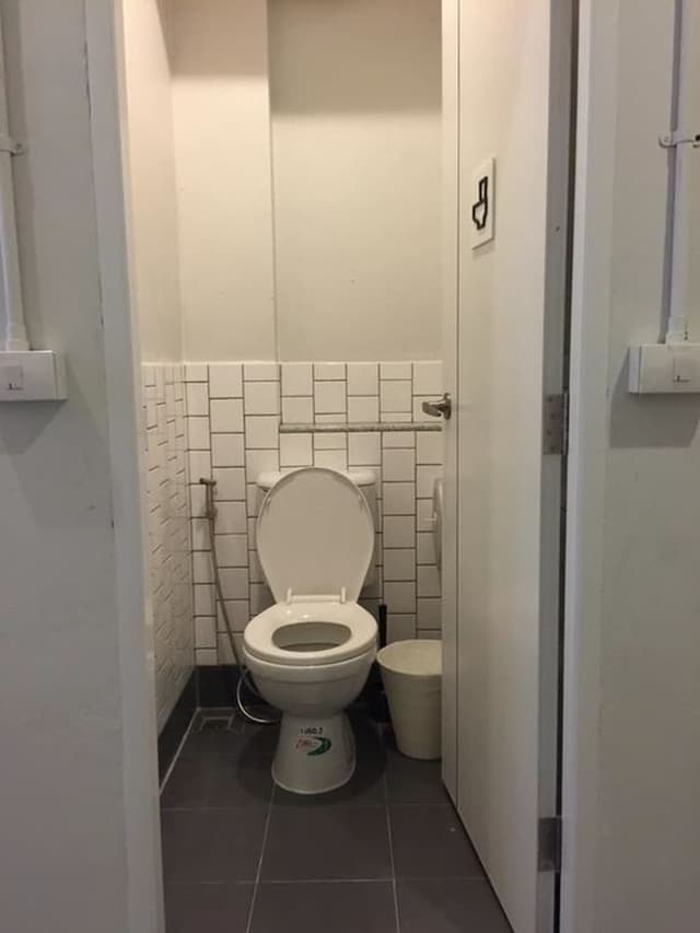 Private Room with Shared Bathroom