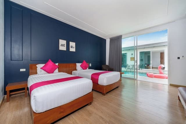 Four Bedrooms Pool Villa